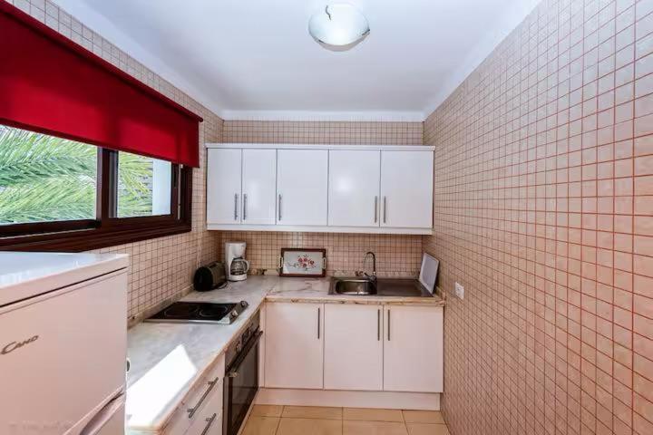 Apartament In Playa De Americas 1